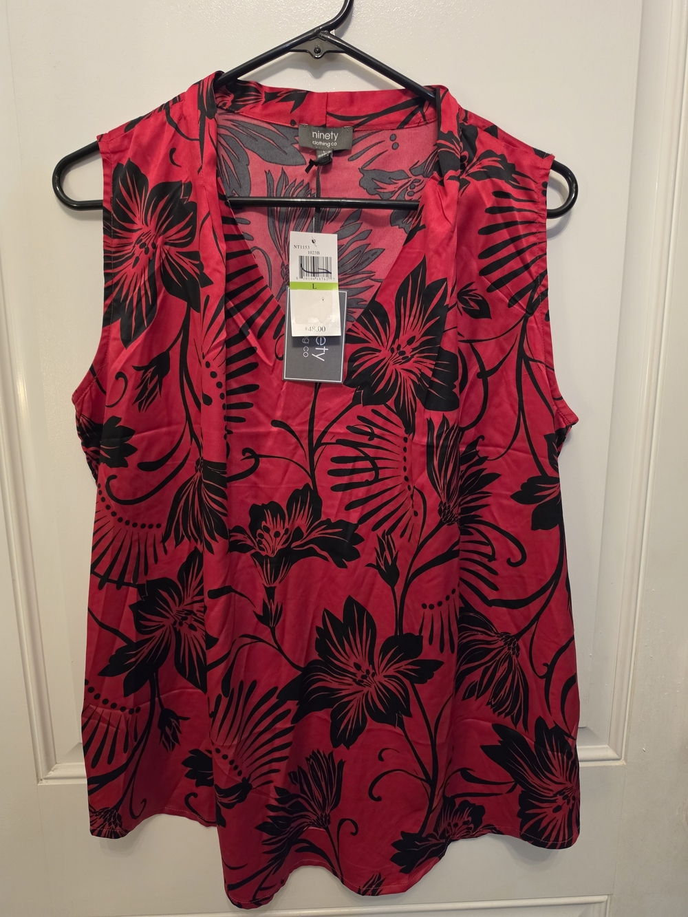 Ninety Clothing Co. Red & Black Floral Sleeveless V-Neck Top